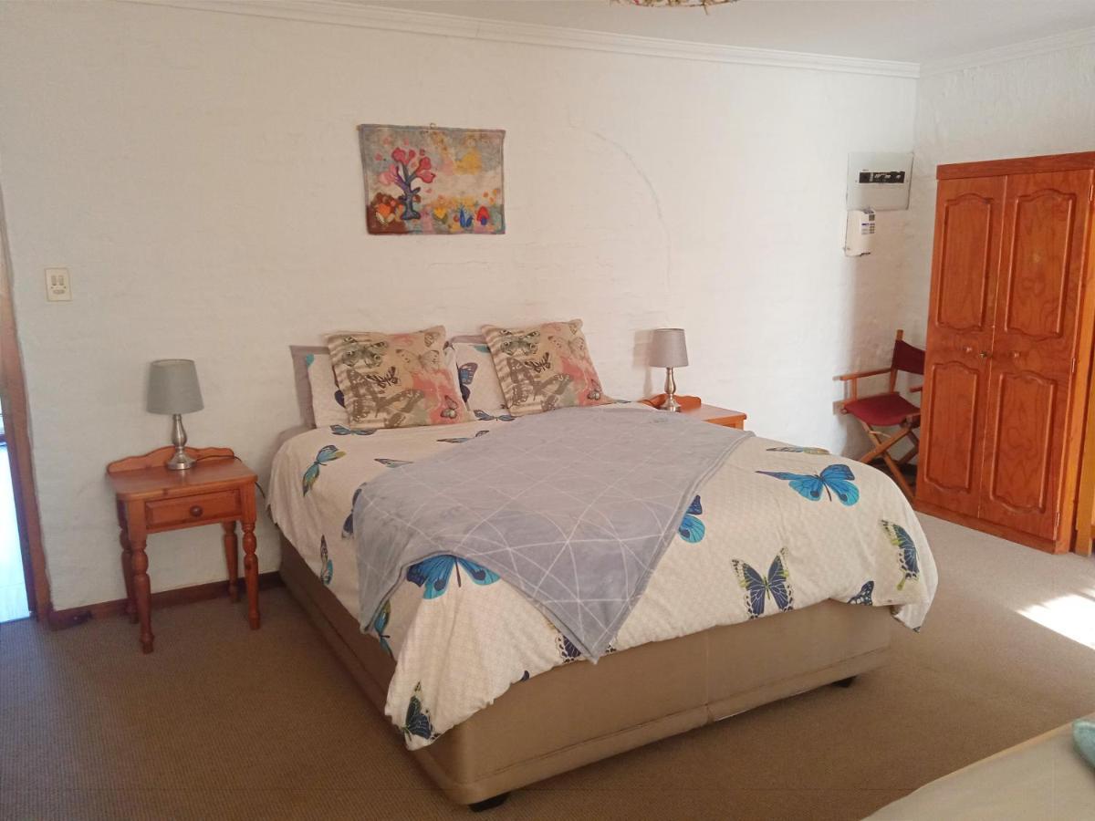 Rheola'S Guest Cottage Harrismith Bagian luar foto